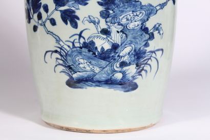null A blue-white porcelain vase of baluster form with a decoration of birds in flight,...