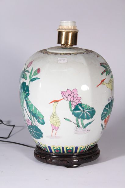 null Porcelain lamp base with polychrome decoration of water lilies

China, Modern...