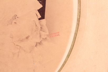null Gustave LE GRAY

"Portrait d'une aristocrate"

Photographie en ovale encadrée...