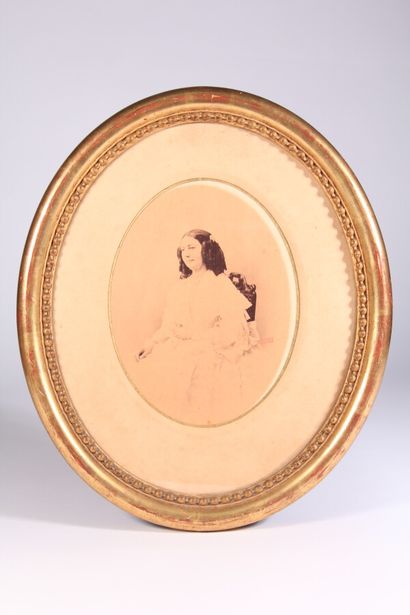 null Gustave LE GRAY

"Portrait of an Aristocrat

Oval photograph framed under glass

Handwritten...