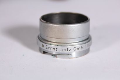 null LEICA, appareil photographique 

Ernst Leitz Wetzlar, n°441939 

Dans son étui...