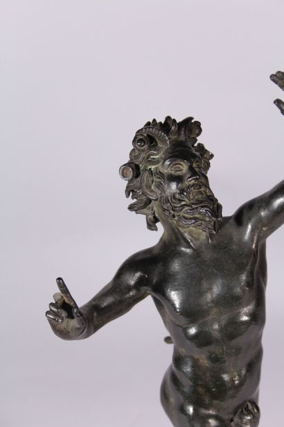 null Bronze after the antique print of the 19th century

"Faun of Pompeii".

H. 40...