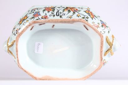 null Rouen

Rectangular earthenware oiler holder with two side grips in the shape...