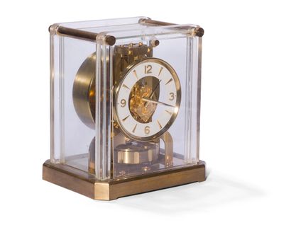 null Jaeger Lecoultre, Atmos clock, glass and brass cage clock, white disc dial,...