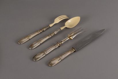 null Four serving pieces: a cutlery set and a salad set, the handles in Minerva silver...