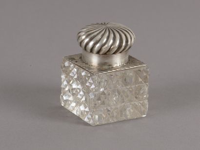 Inkwell out of cut crystal, the mount out...