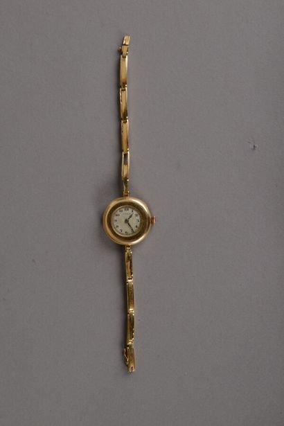 null Vulcain, montre bracelet de dame Art Déco en or jaune 750 millièmes, boîtier...