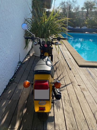 null 
SUZUKI Ovni 80 type LC11A moped MTL yellow, 2 seats from 04/10/1985 serial...