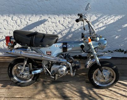 null 
HONDA type ST 70 DAX moped MTL grey blue and chrome, 2 seats from 08/05/1974...