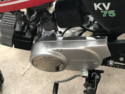 null 
KAWASAKI Type KV 75 moped MTL black and red, 1 seat from 01/01/1978 serial...