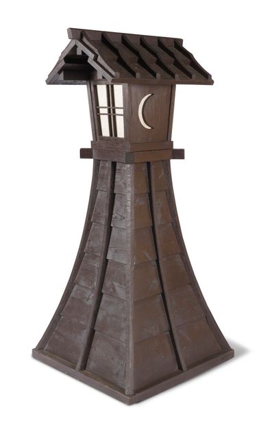 null Lampadaire en bois teinté formant pagode

Chine, XXème siècle

H.: 153 cm, L.:...