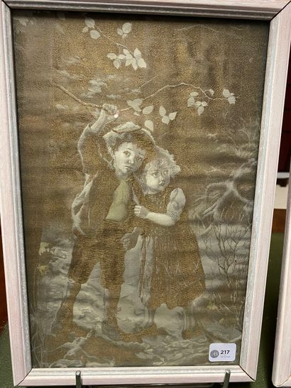 null Deux soies en grisaille

"Enfants"

Début Xxème siècle

30 x 19 cm