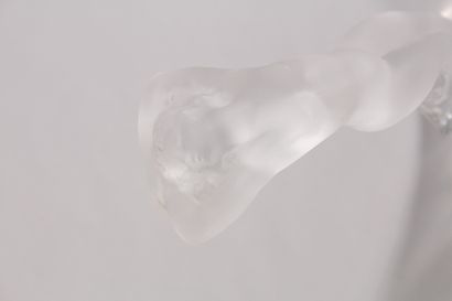 null LALIQUE France

"Baigneuse"

Sujet en cristal moulé et dépoli

H.: 23,5 cm
