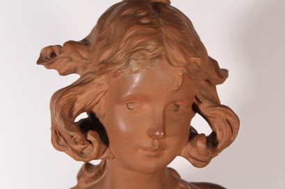 null D'après A. CARLI

"Buste de jeune femme"

Plâtre polychrome 

Circa 1900

H.:...