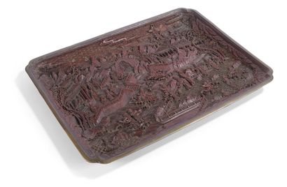 null LARGE METAL AND DARK RED LACQUER TRAY

China, late 19th, early 20th century.

Rectangular...