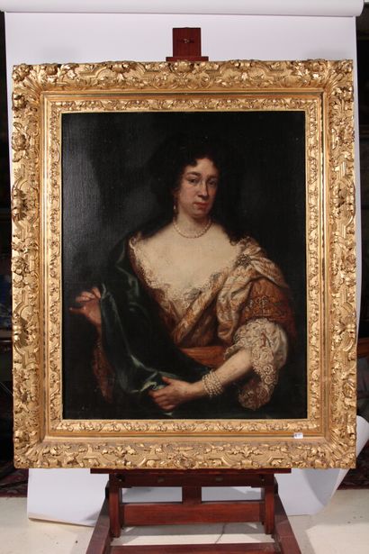 null ÉCOLE FRANÇAISE VERS 1680

Portrait de dame de qualité

Toile.

92 x 72 cm.

(Usures).

Dans...