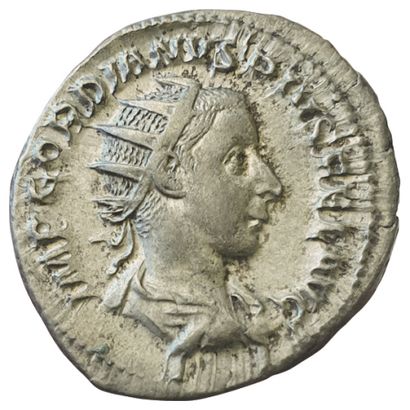 null GORDIEN III. 

238-244. 

Antoninien. Rome. 

R/ AEQVITAS AVG. L'Equité debout...