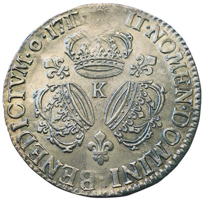 null LOUIS XIV. 

Ecu aux trois couronnes.

1711 K. Bordeaux. 30,75grs. Gad.229 (...