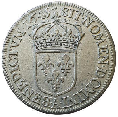 null LOUIS XIV. 

Demi écu à la mèche courte. 

1645 A. Paris. Point. 13,63grs. Gad.168....