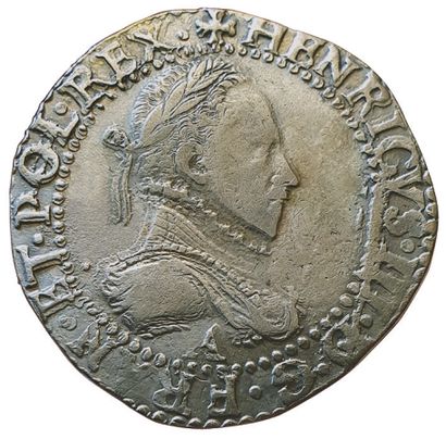 null HENRI III. 

1574-1589. 

Demi Franc au col plat. 1587 A. Paris. 7grs. Sb.4...