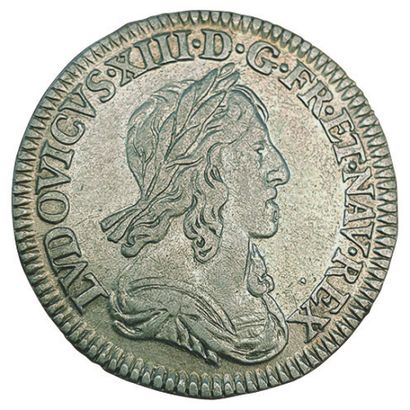 null LOUIS XIII. 

Douzième d'écu 2e poinçon. 

1643. Rose. 2,21grs. Gad.46.TTB