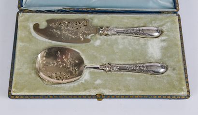 Two pieces silver plated ice service, the...