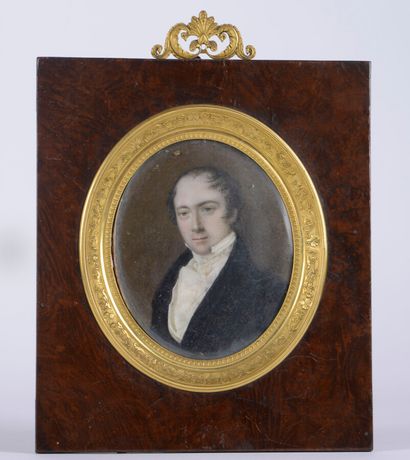 null G. Gillo 1823,Miniature représentant un homme en habit noir et chemise blanche,...