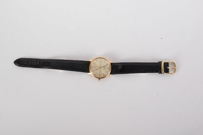 null Omega, montre bracelet d'homme, modèle de Ville, boîtier rond en or jaune 750...