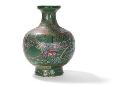 Vase en porcelaine polychrome 

Chine, XXème...