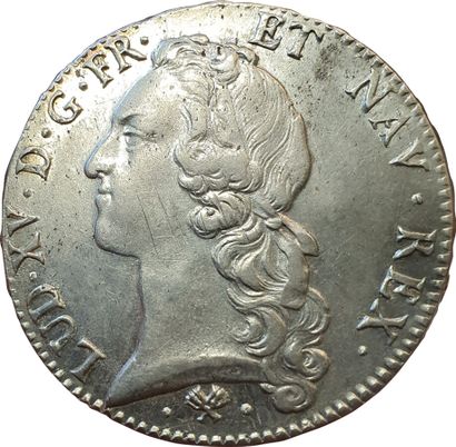 null Louis XV. Ecu au bandeau. 1770 L. Bayonne. 29,20grs. Gad.322. TTB+/SUP