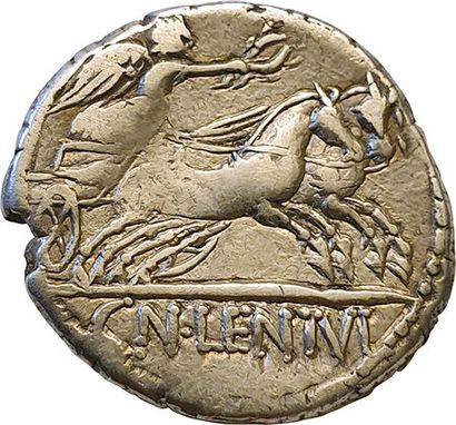 null Cornelia. Cn. Lentulus Clodianus. 88 av. J.C. Denier. 3,78grs. Bab. (Cornelia)...