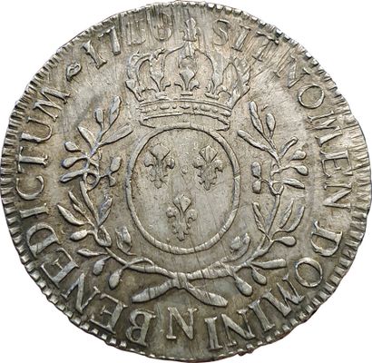null Louis XV. Ecu aux branches d'olivier. 1738 N. Montpellier. 29,48grs. Gad.321...