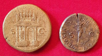 null Rome. 2 monnaies : Neron. Dupondius et Sesterce. Patines du Tibre. TTB et B...