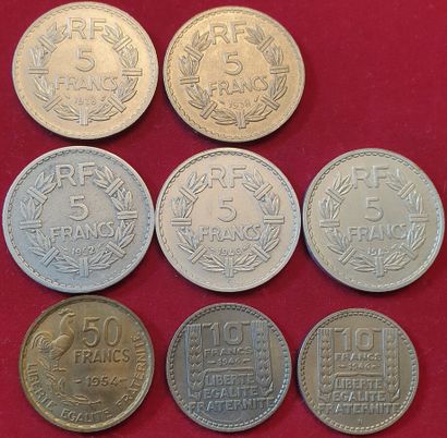 null IIIe à IVe République. 8 monnaies : 5 Francs Lavrillier nickel 1938 (2 ex.),...