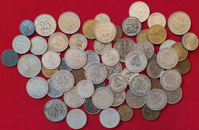 null Allemagne. 62 monnaies dont 19 en argent : 19e et 20e siècle. Bonnes côtes....