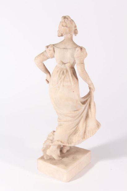 null Sujet en albâtre sculpté

"Élégante"

Circa 1900

H.: 33 cm

(Petits éclats...