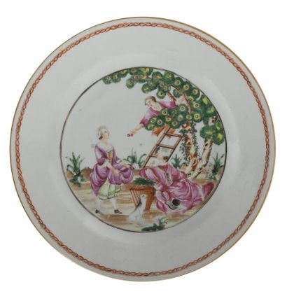 null Polychrome porcelain plate

China, circa 1775

"The cherry picking", inspired...