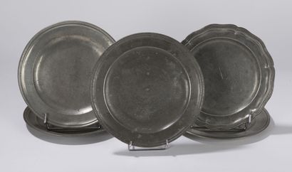 Five plates: TOULOUSE double F crowned 1709,...