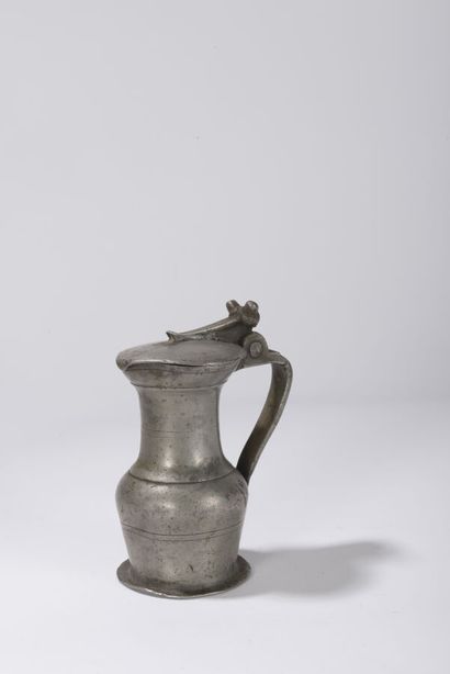 null GUYENNE - Pitcher with shoulder, poucier with acorns, countermark inside the...