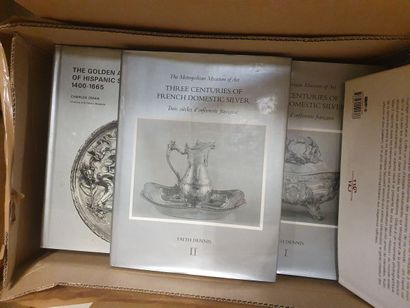 null Orfèvrerie
MAISONS et POINÇONS
Réunion de 10 volumes : Odiot l'orfèvre - Collection...