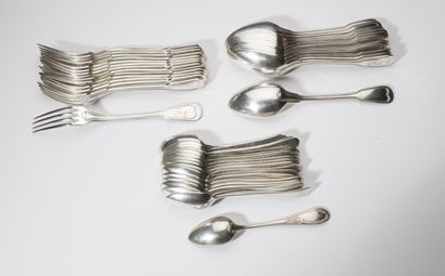 null SILVER PLATED METAL MENAGERE

model with nets, 36 parts including: a ladle,...