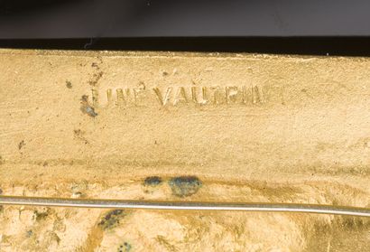 null Line VAUTRIN (1913-1997)
Broche rectangulaire en bronze doré et émaillé noir...