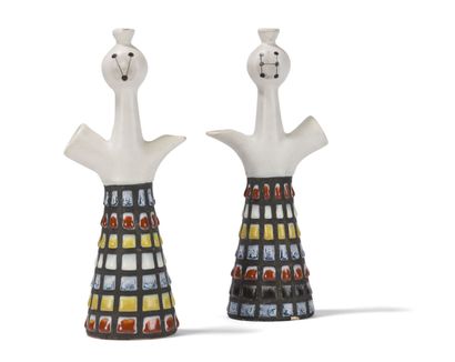 null Roger CAPRON (1922-2006)
Two small anthropomorphic pourers.
Glazed ceramic proofs;...