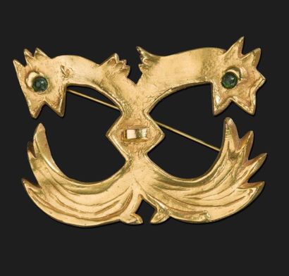 null IN THE TASTE OF Line VAUTRIN
Brooch in gilded bronze representing two confronted...