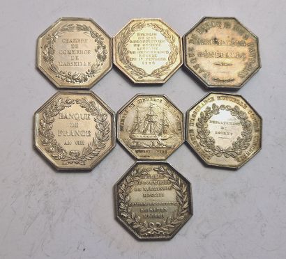 null Lot of 7 various silver tokens : Chamber of Commerce (3 ex.), Bank (2 ex.),...