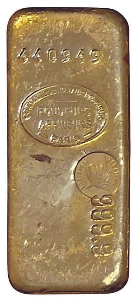 null Gold ingot. 999,9grs. With its certificate n°440949.

For security reasons,...