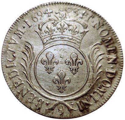 null Louis XIV. Ecu aux Palmes. 1694 Rennes. Ref. 26,96grs. Gad.217. TB+/TTB