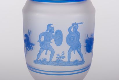 null CRYSTAL VASE DOUBLED AND ENGRAVED WITH THE ACID
of blue figures on a white opal...