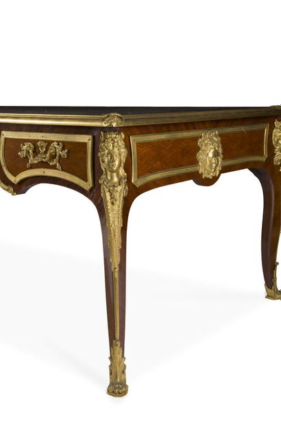 null LARGE DESK IN THE TASTE OF ANDRÉ-CHARLES BOULLE
in marquetry and violet wood,...