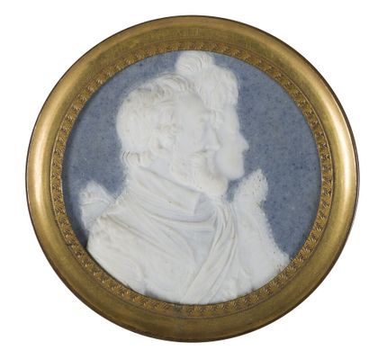null TWO MEDALLIONS*
a round in blue and white cookie representing the double portrait...